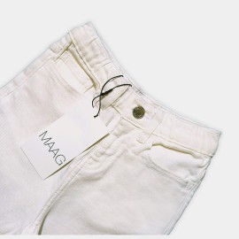 Straight-Girls|White-Pants