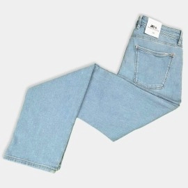 Straight-Jeans-Womens-IceBlue