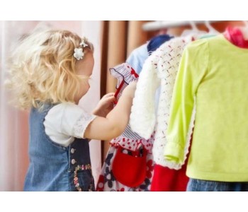 5 Reasons Why Parents Should Allow Their Children to Choose Their Clothes